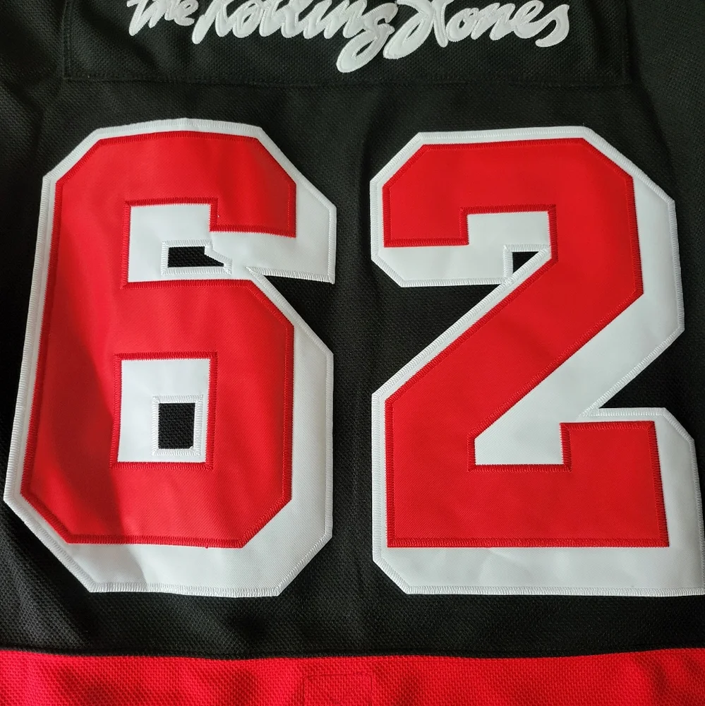 Brand New Men's Rolling Stones Hockey Jersey(Never Worn) - Picture 11 of 13